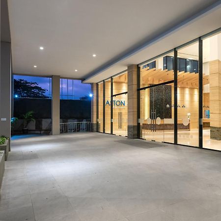Aston Inn Tasikmalaya Kültér fotó